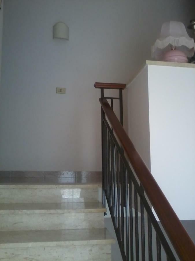 Sperone Hotel Mandra Capreria Exterior photo